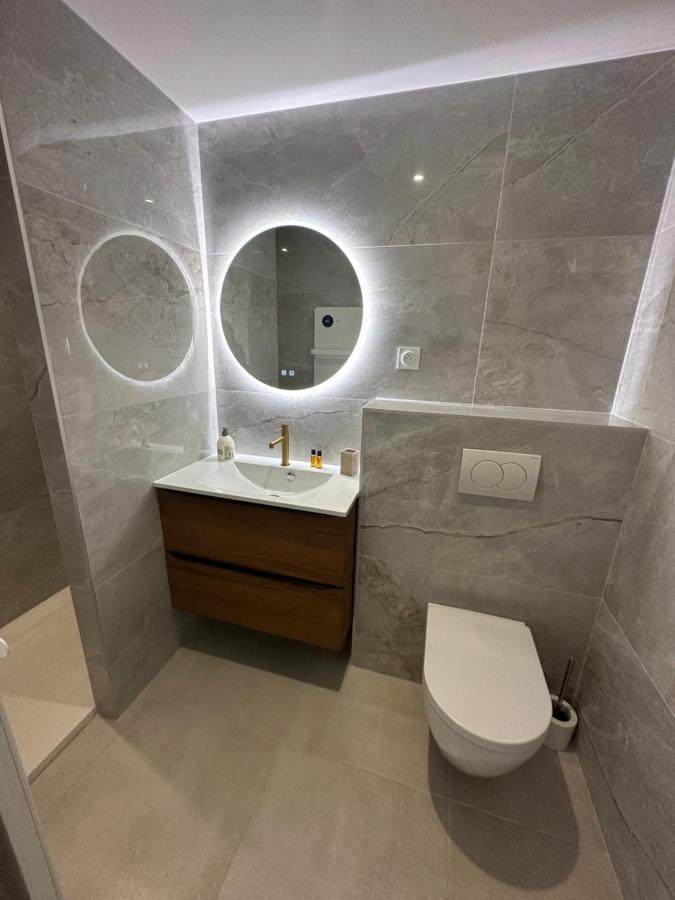 Appartement Neuf Contemporain Lourdes Exterior foto